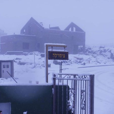 Zimmerke Bruchim Qela' Alon Exterior foto