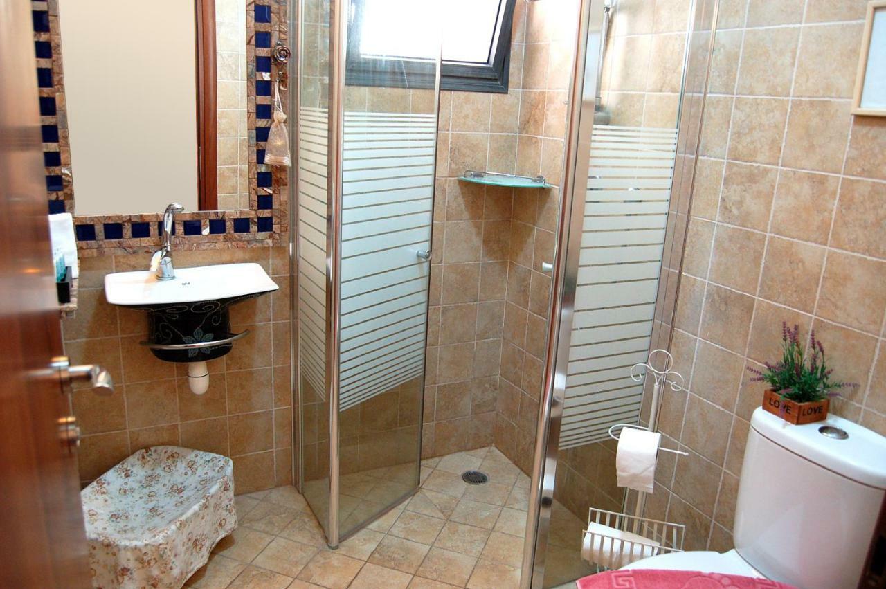 Zimmerke Bruchim Qela' Alon Exterior foto